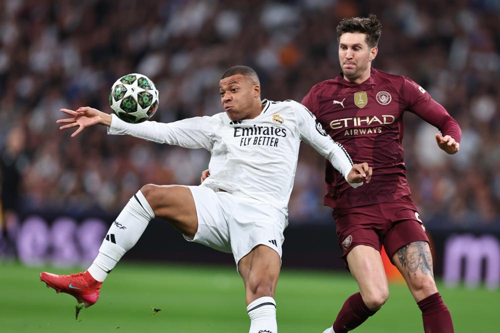 段因微弱劣 段因微弱劣